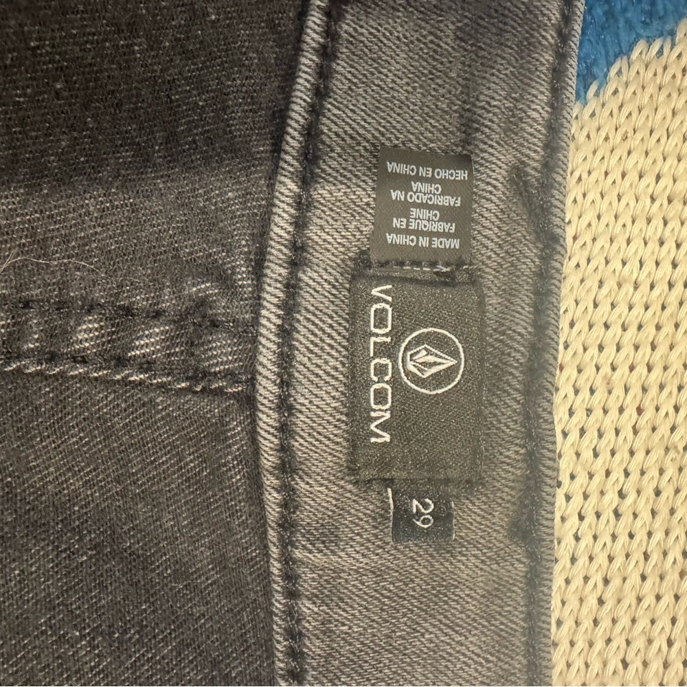 NWT Volcom Jean shorts - Picture 4 of 9